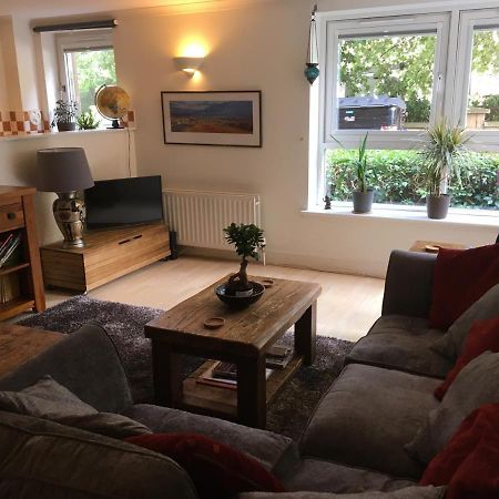 Holyrood Park Apartment Edimburgo Esterno foto