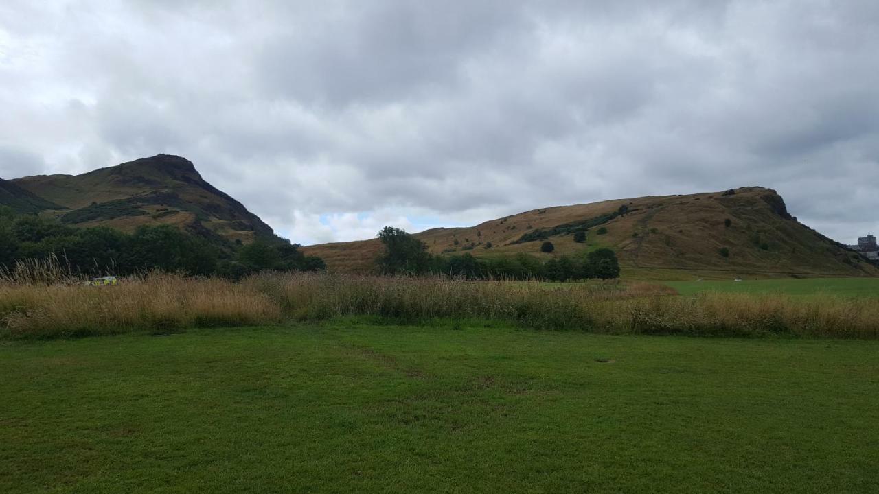 Holyrood Park Apartment Edimburgo Esterno foto