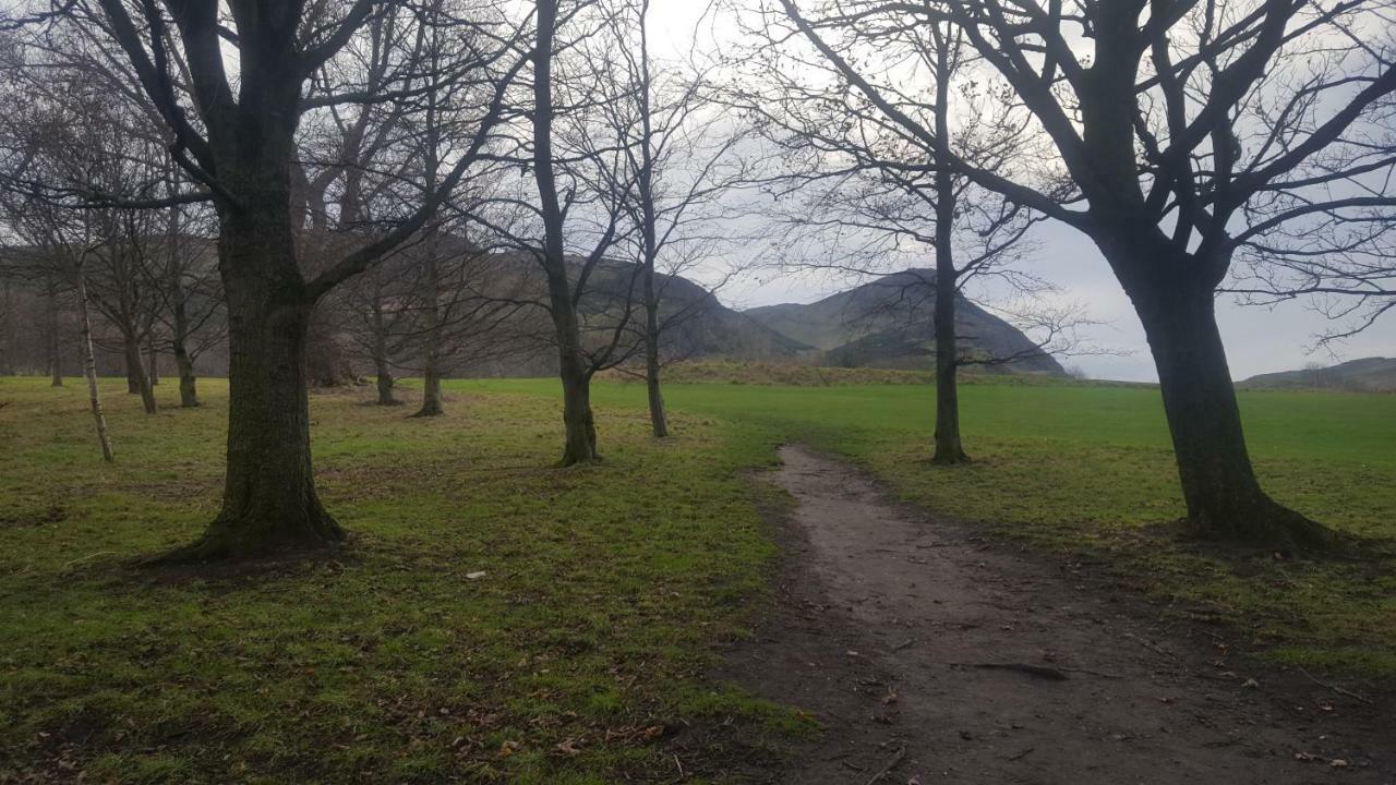 Holyrood Park Apartment Edimburgo Esterno foto